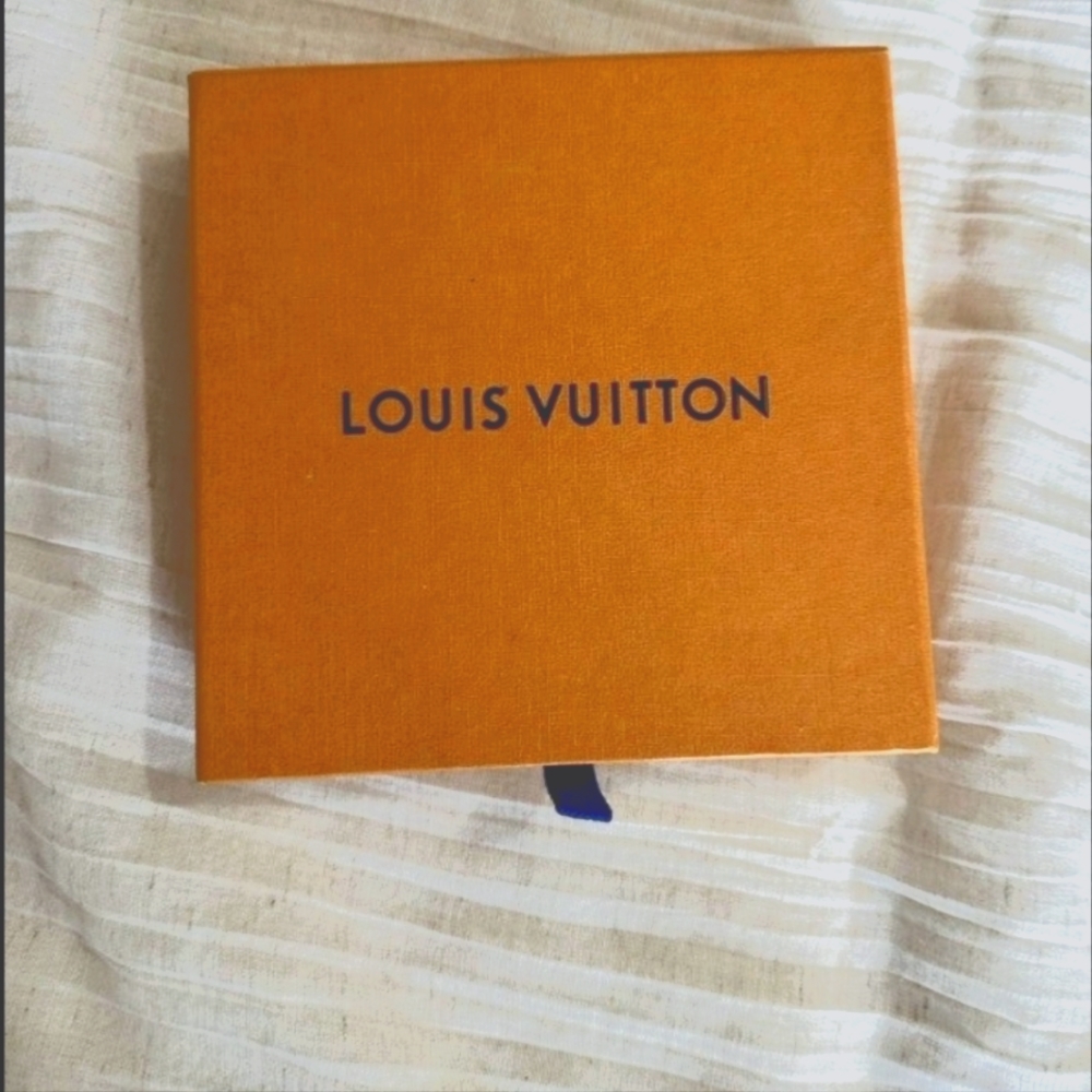 Wallet Louis Vuitton box